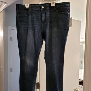 NWT, Universal Thread blue jeans, skinny/slim leg, never worn, size 22W